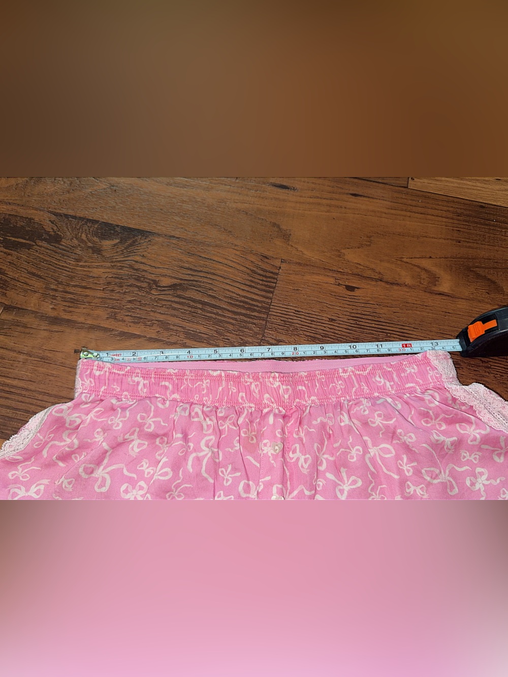Excellent VS Pink X LoveShackFancy Satin Sleep Shorts w/ Bows Size Small - Picture 13 of 14